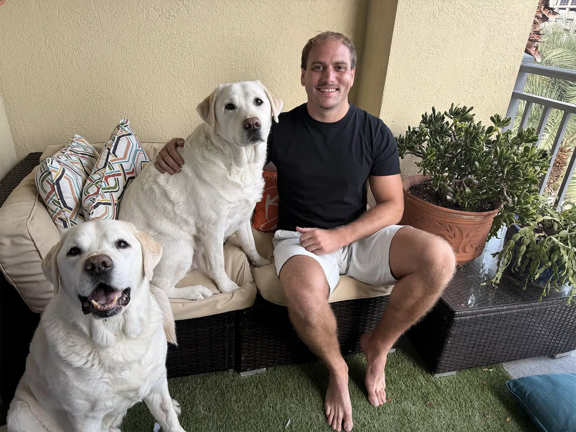 Griffin Kelly | Pet Sitter in Jacksonville FL Griffin Kelly, owner of Lucky Dog Pet Care and pet sitter in Jacksonville FL